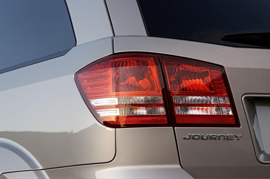  Dodge Journey 2008 года  (фото 152 из 309)